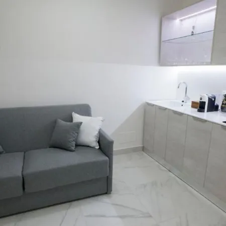 Albanese Luxury Guest house *