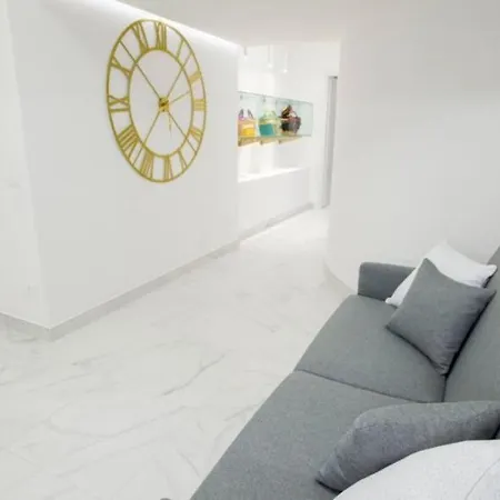 Albanese Luxury * Porto Empedocle
